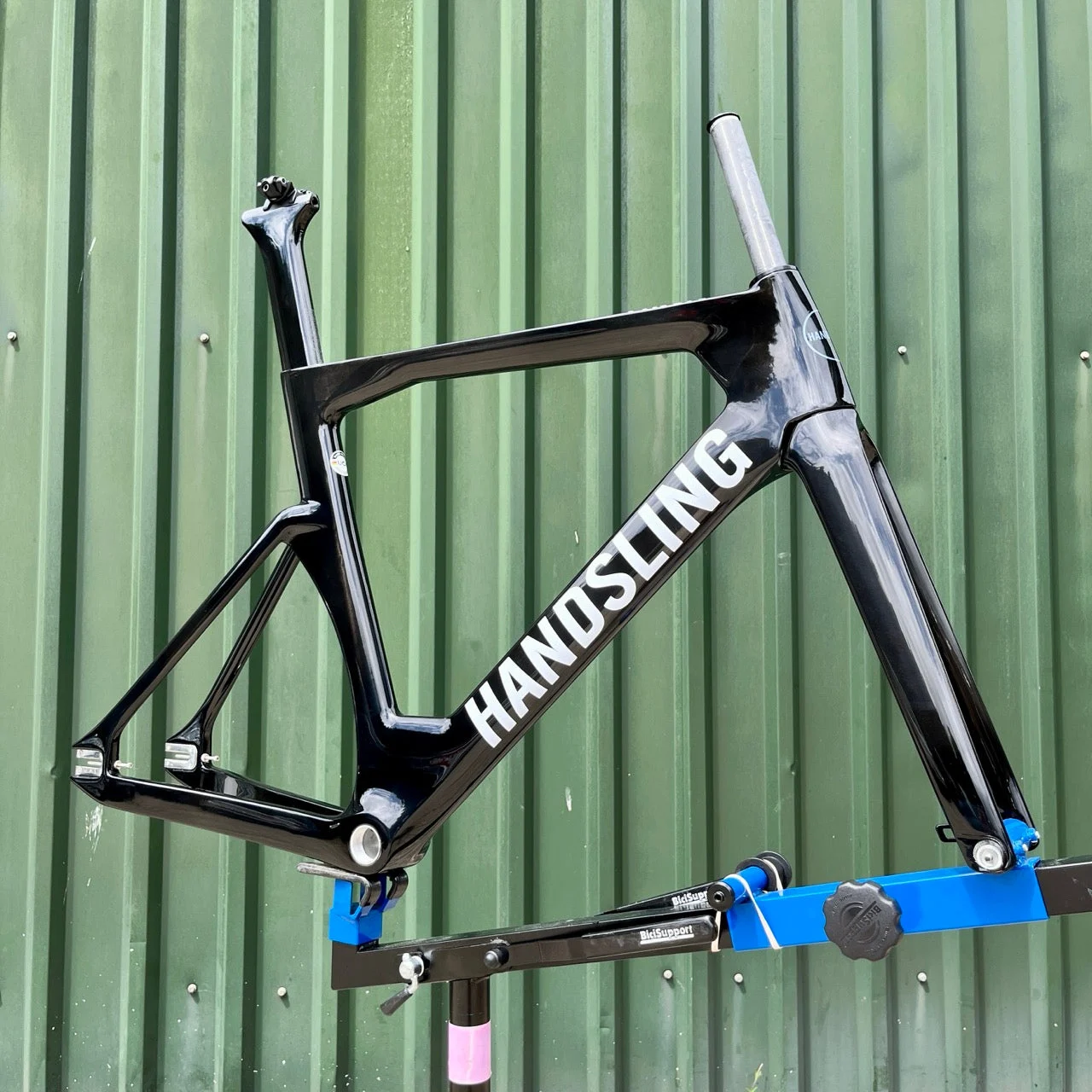 Handsling TR3evo Track Frame - Gloss Black